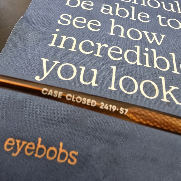 Eyebobs Blue And Tortoise +2.25 Readers - Picture 2 of 7